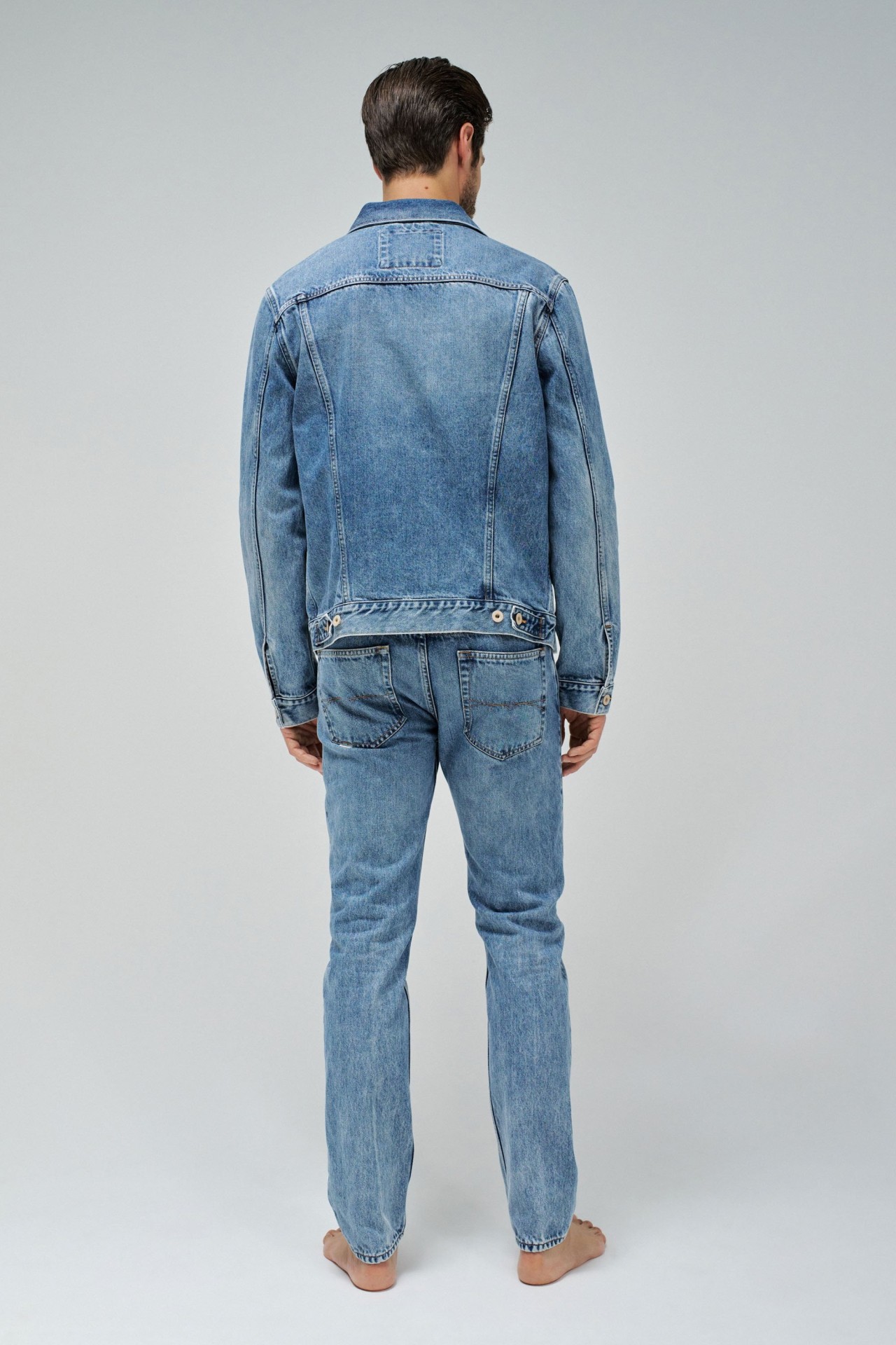 BIODEGRADABLE DENIM JACKET