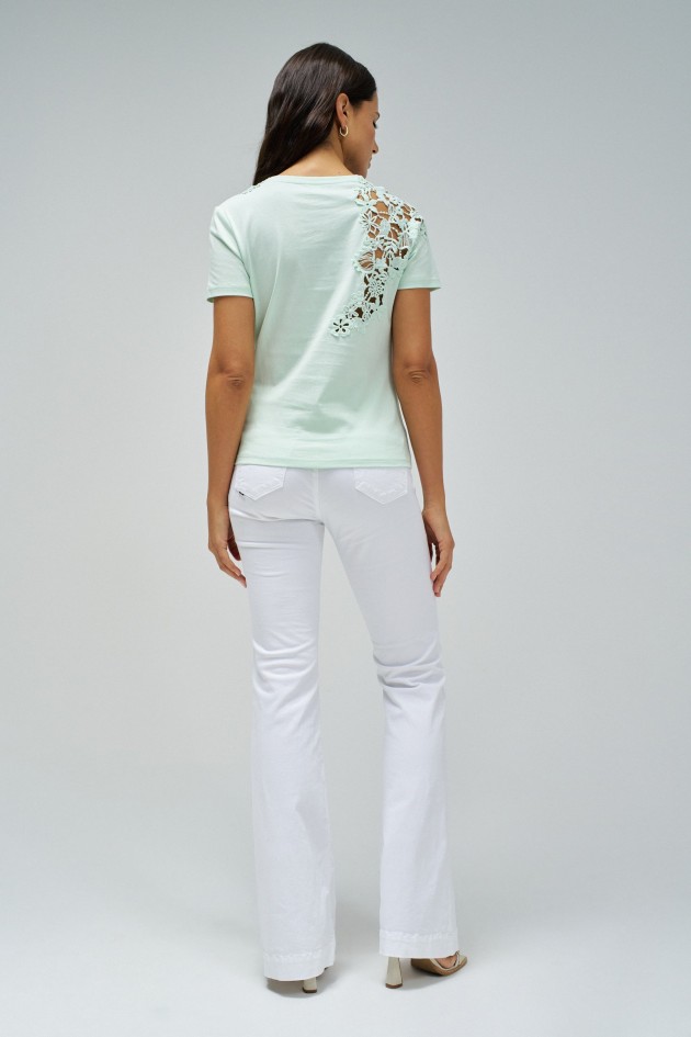T-SHIRT WITH LACE