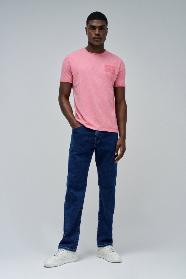T-SHIRT AVEC LOGO