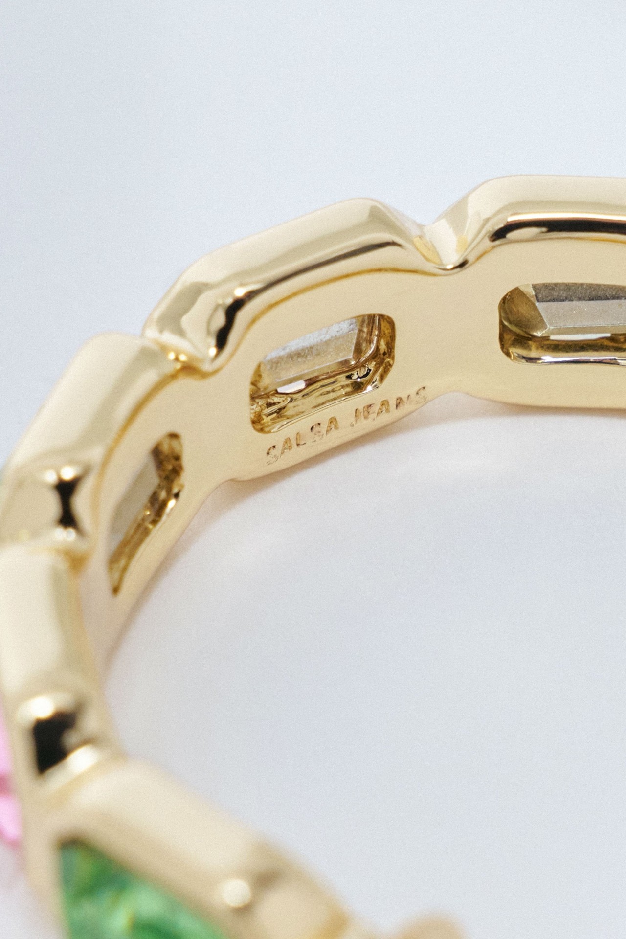 OHRRINGE MIT KRISTALLEN