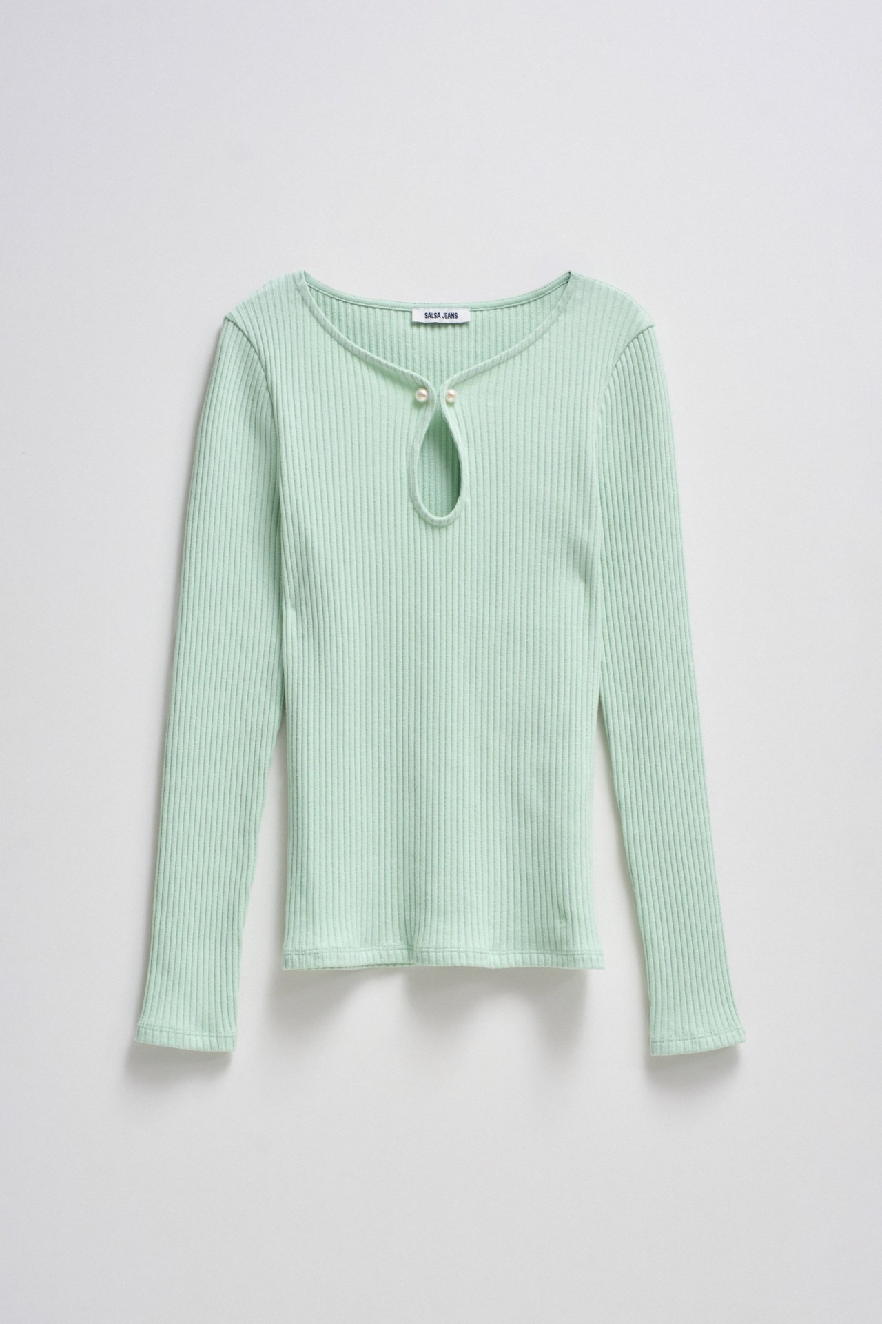 PULL EN MAILLE CTELE