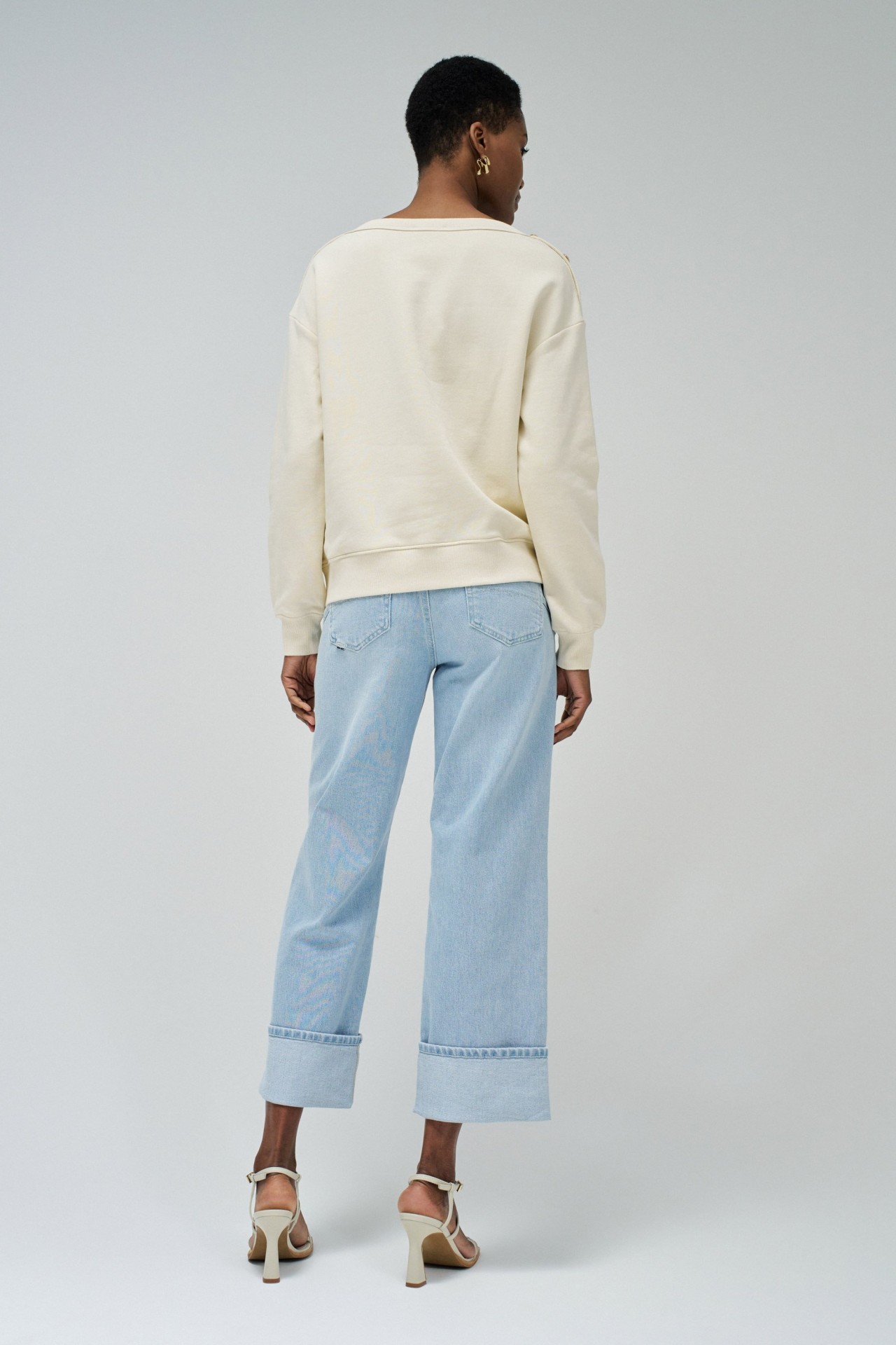 PULL EN MOLLETON AVEC LOGO