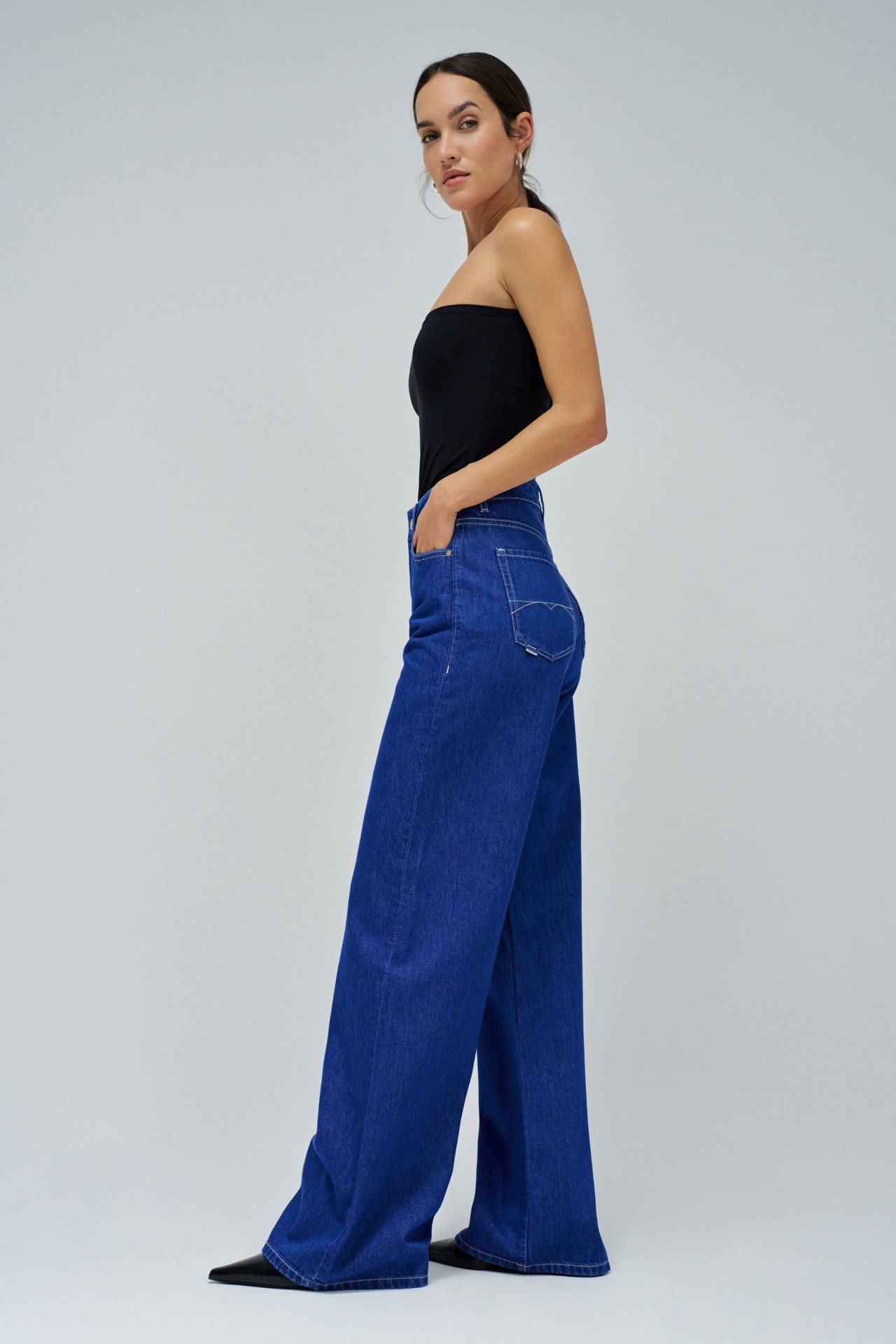 WIDE LEG JEANS
