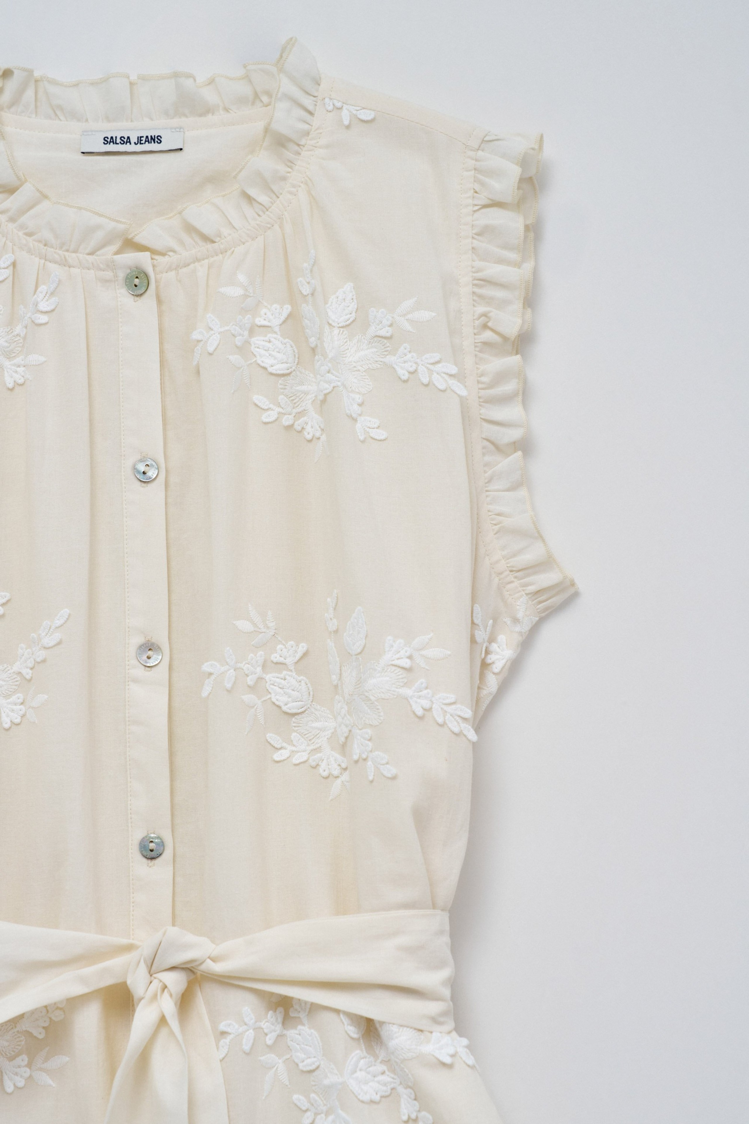 VESTIDO CAMISEIRO COM BORDADO FLORAL