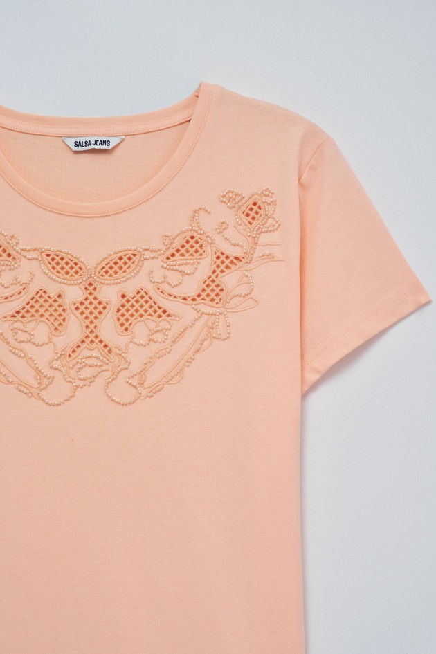 T-SHIRT WITH EMBROIDERY