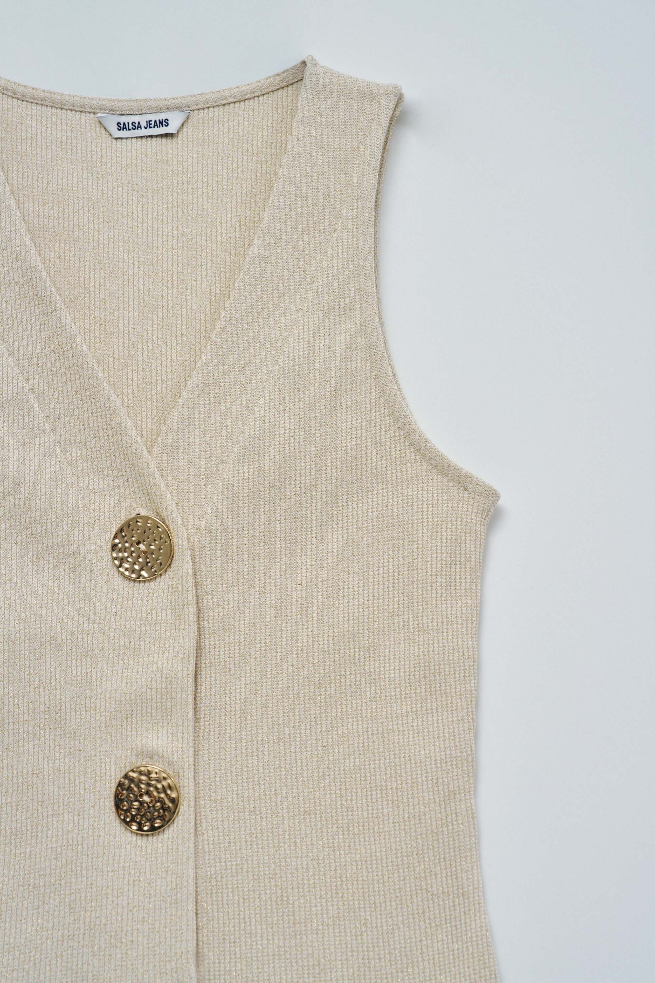 GILET EN MAILLE AVEC BRILLANCE DORÉE