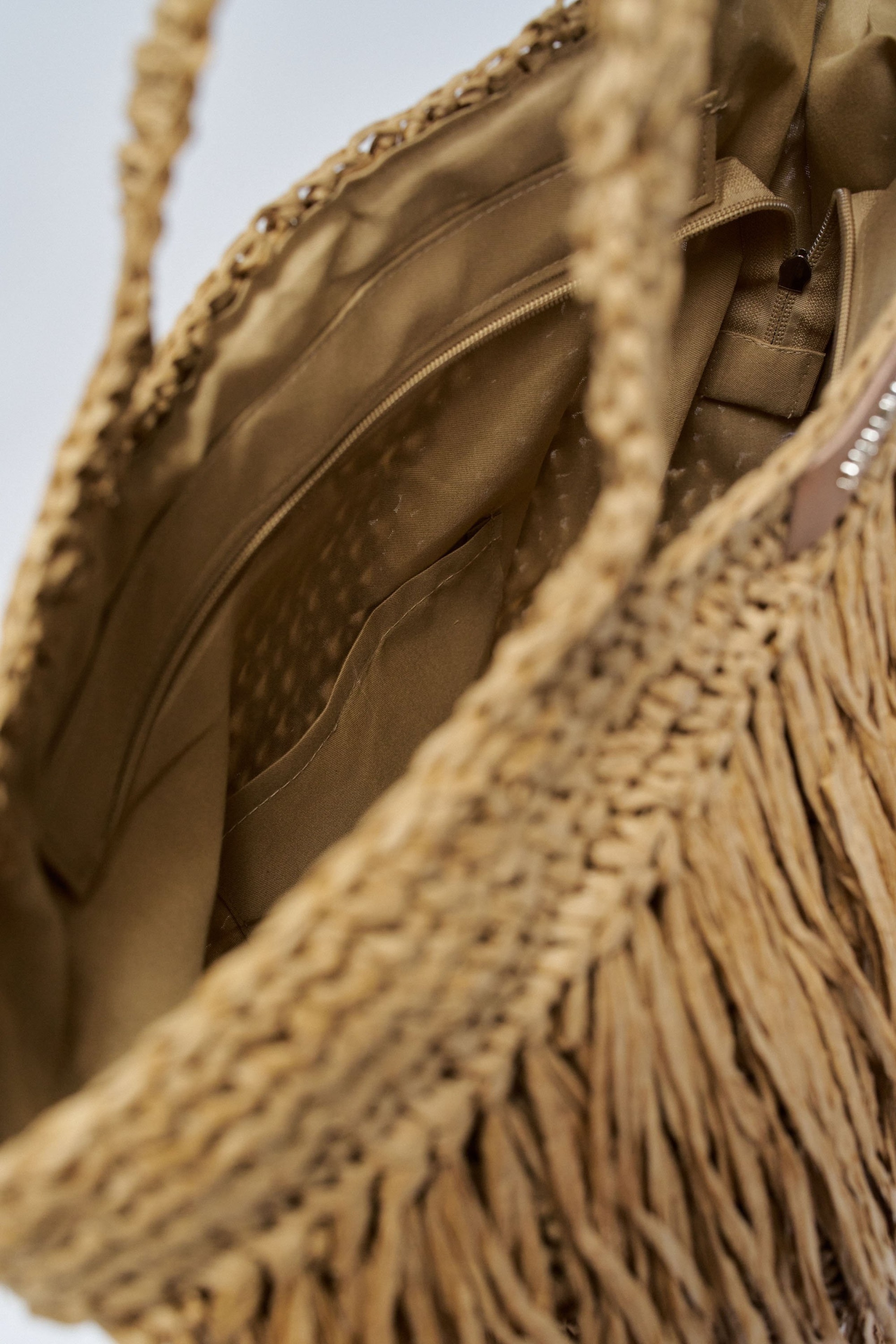 TOTEBAG DE RAFIA