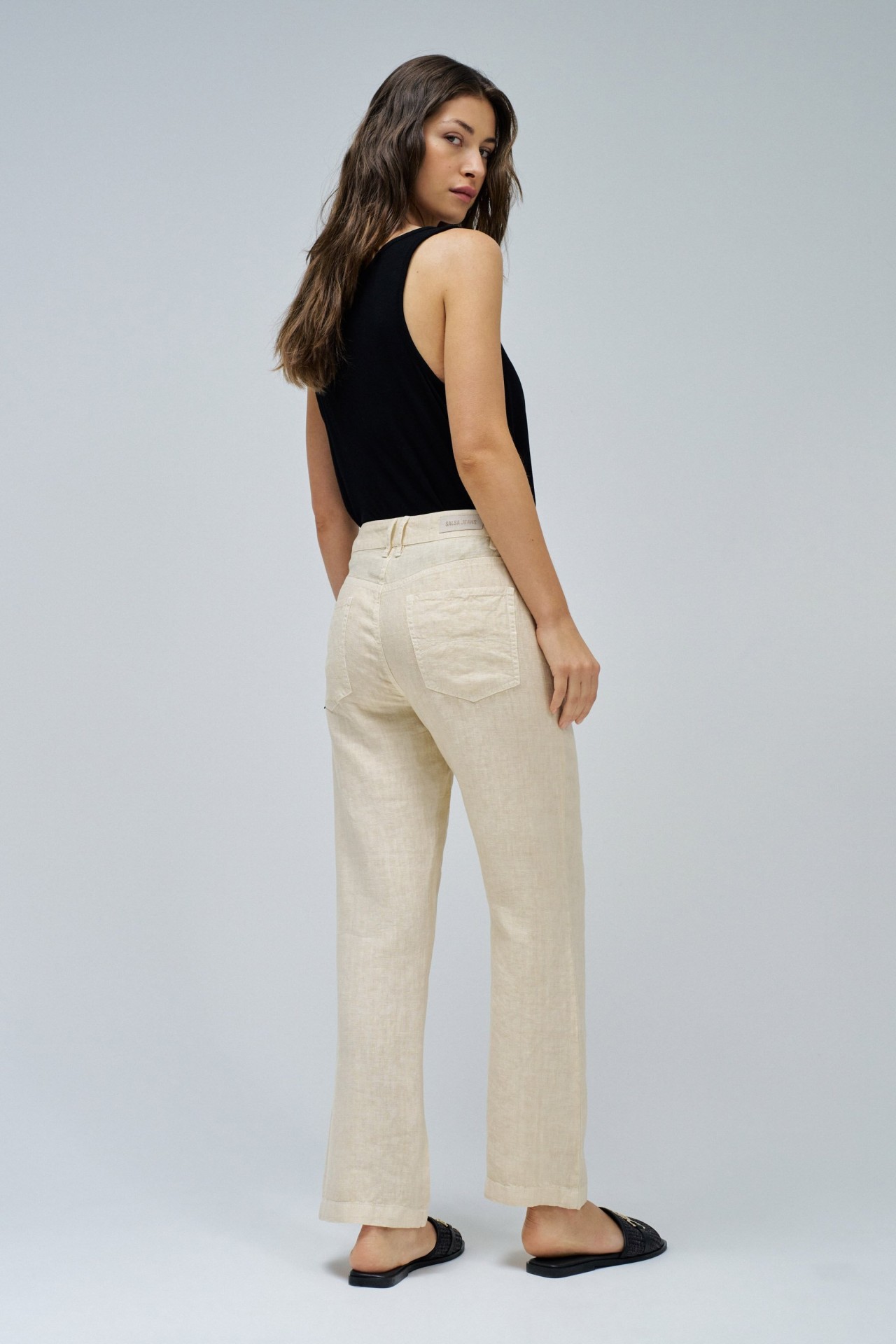 CAL?AS STRAIGHT EM LINHO