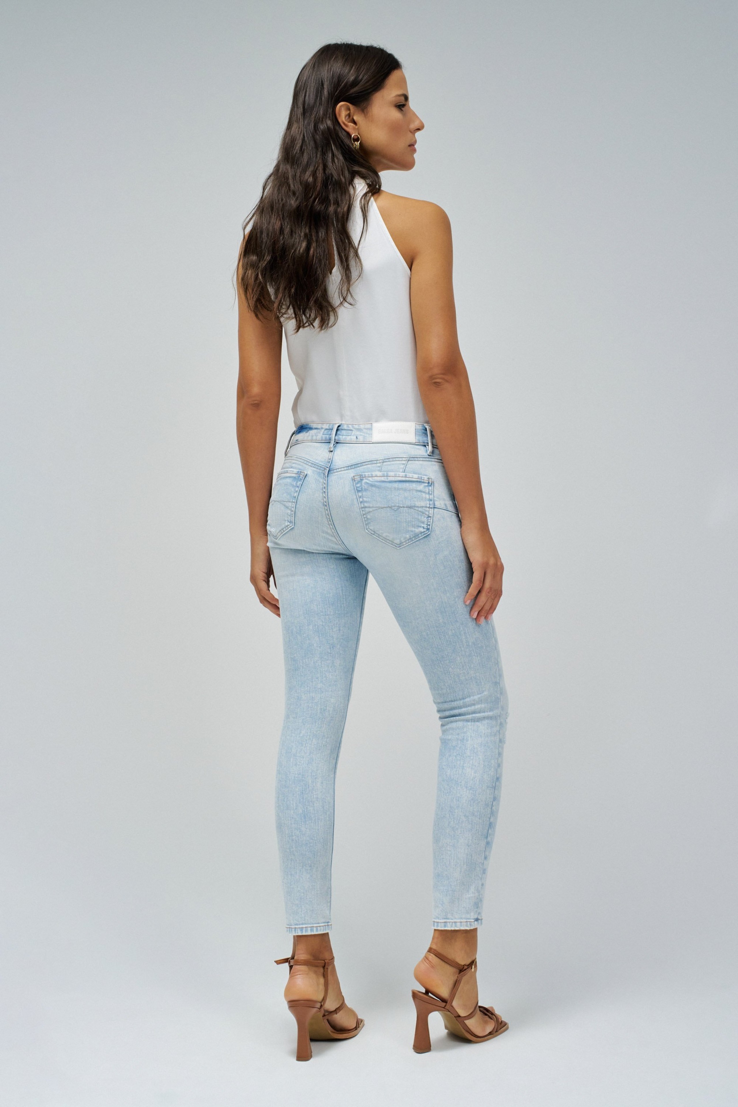 JEANS WONDER PUSH UP CROPPED SKINNY