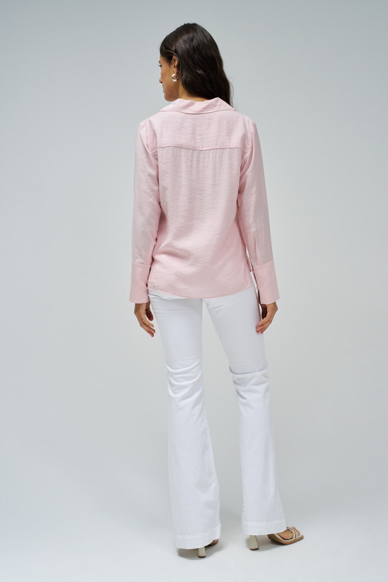PLAIN FLOWING BLOUSE