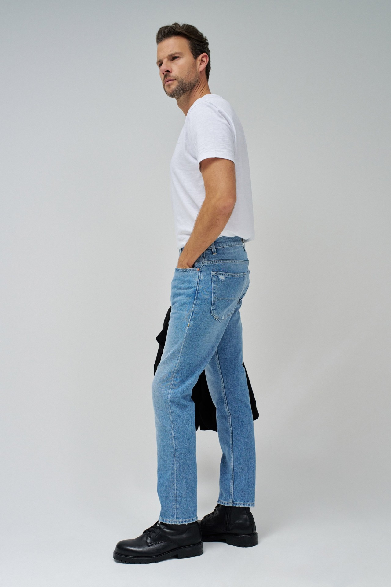 PANTALON DROIT