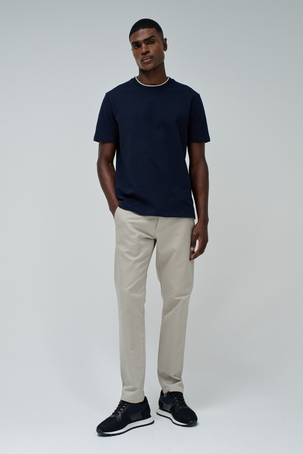 TEXTURED T-SHIRT REGULAR FIT