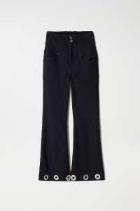 JEAN DIVA AVEC ILLETS BRILLAJEANS DIVA AVEC OEILLETS BRILLANTS SUR LOURLETNTS SUR LOURLET