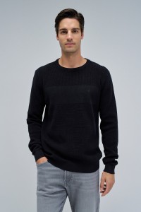 CAMISOLA TRICOTADA COM TEXTURA