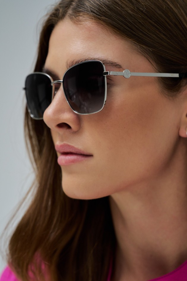 ADVENTUROUS SUNGLASSES