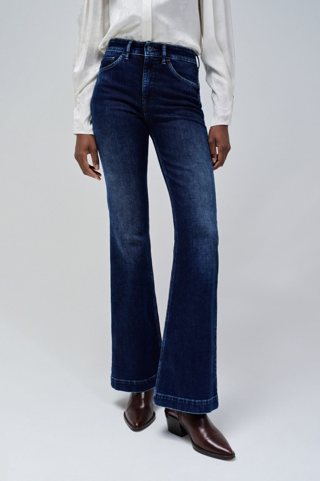 FAITH PUSH IN FLARE JEANS