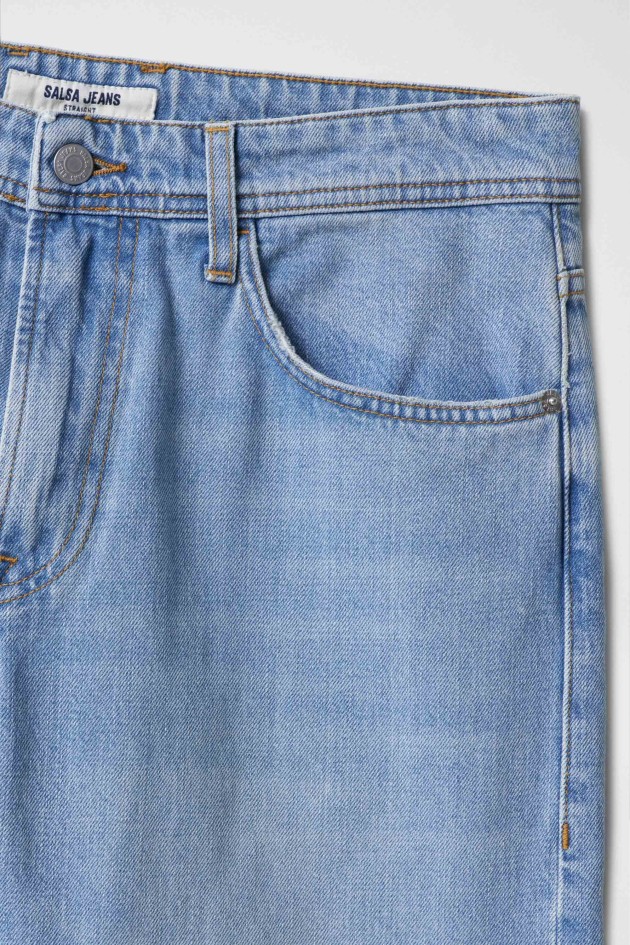 STRAIGHT JEANS