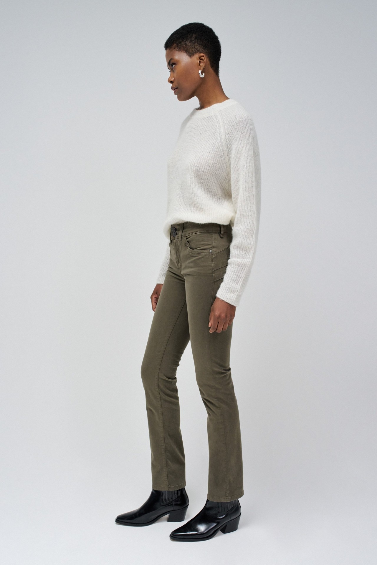 SECRET PUSH IN COLOUR JEANS