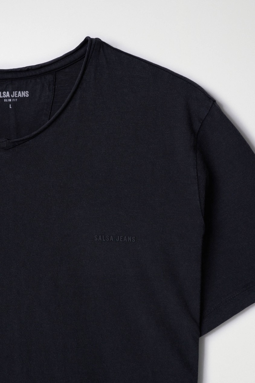 BAUMWOLL-T-SHIRT MIT FÄRBUNG UND BRANDING