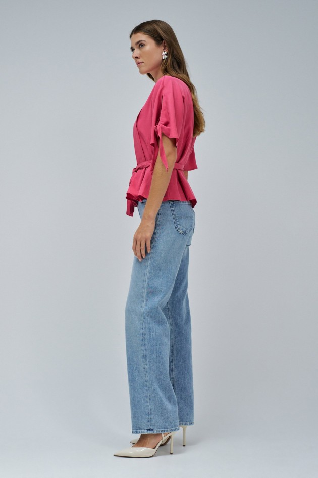 HELLBLAUE BLUSE