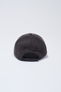 CASQUETTE EN LAINE