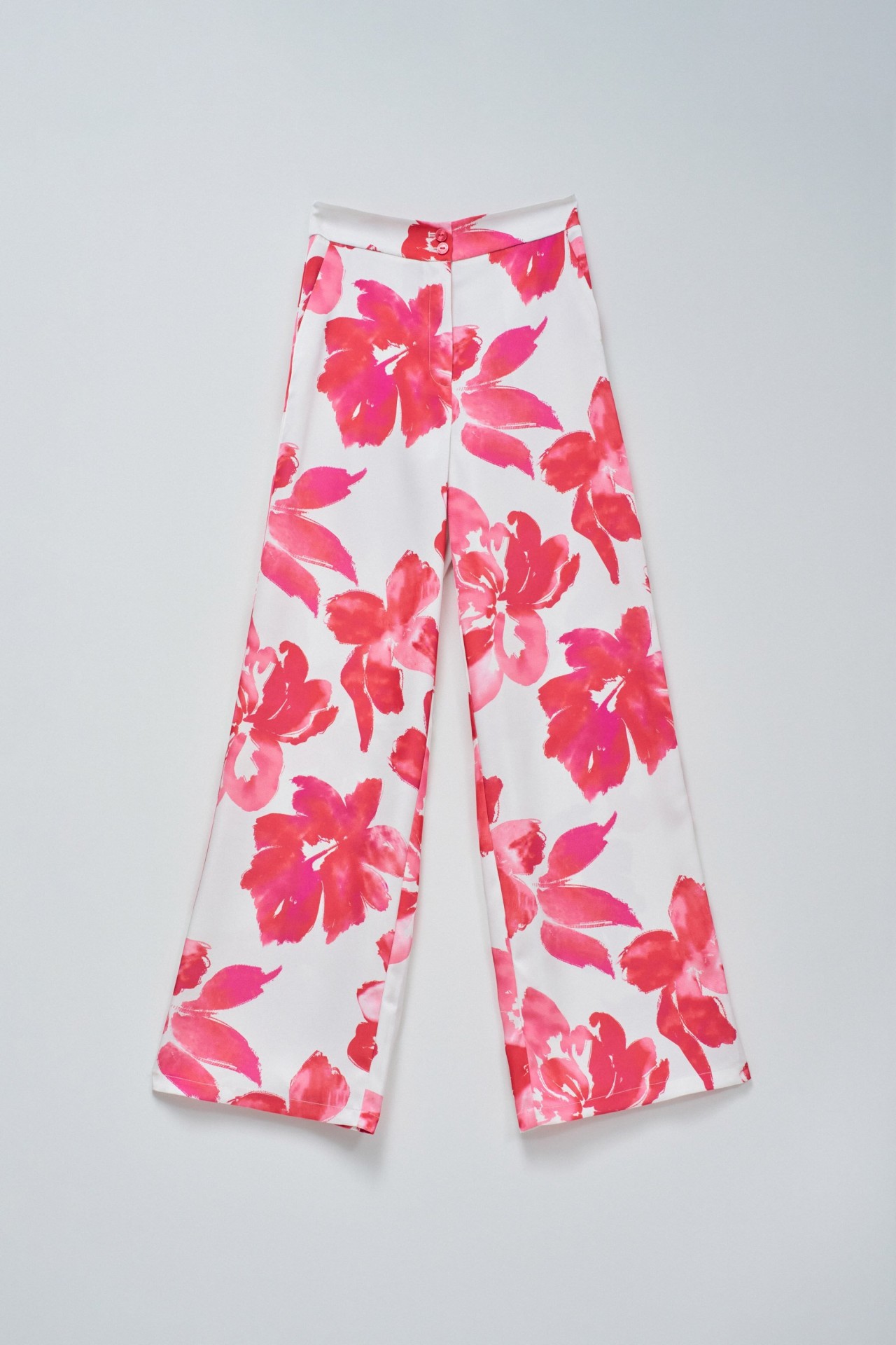 STRAIGHT WITH FLORAL PRINT TROUSERS