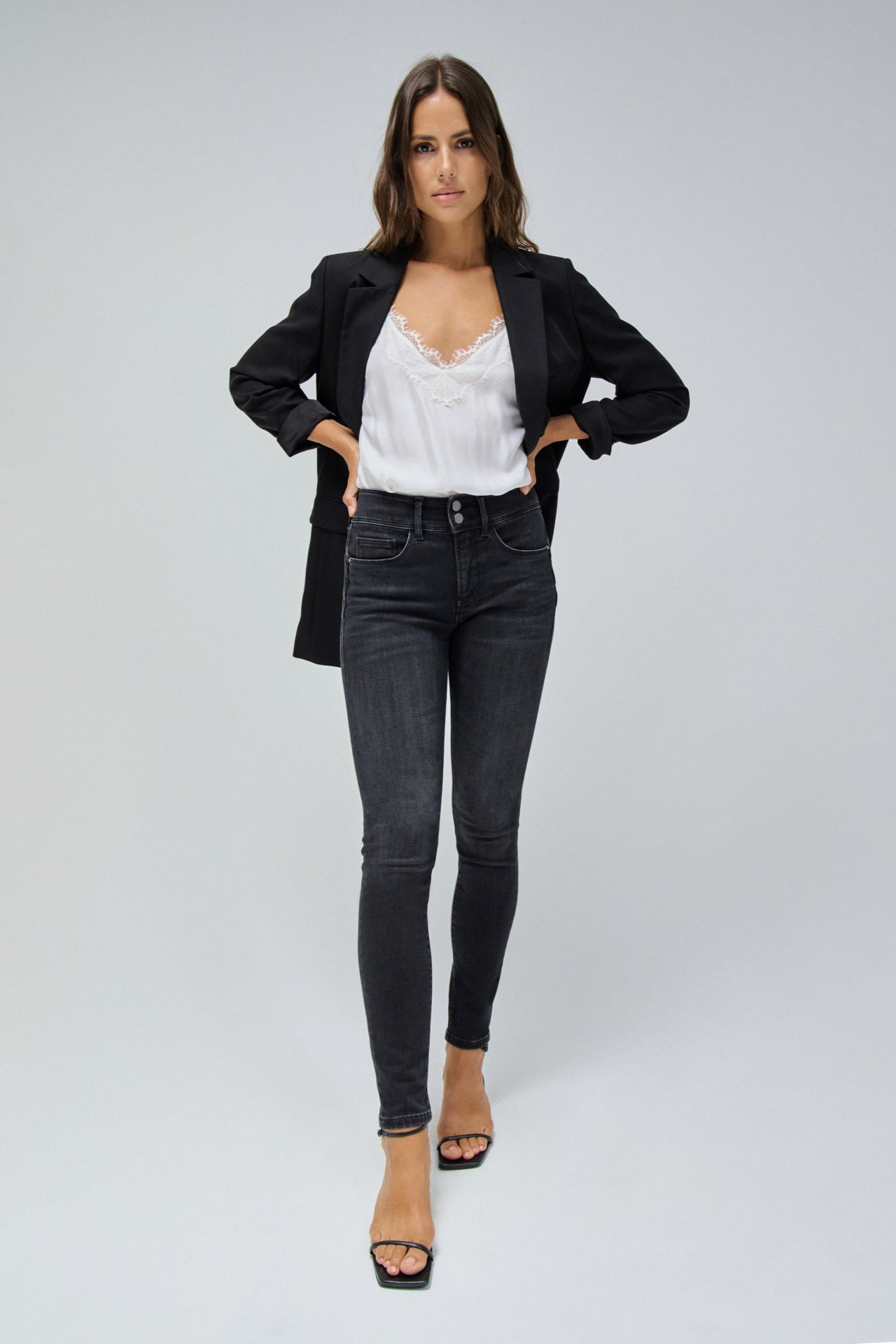 JEANS SECRET PUSH IN SKINNY