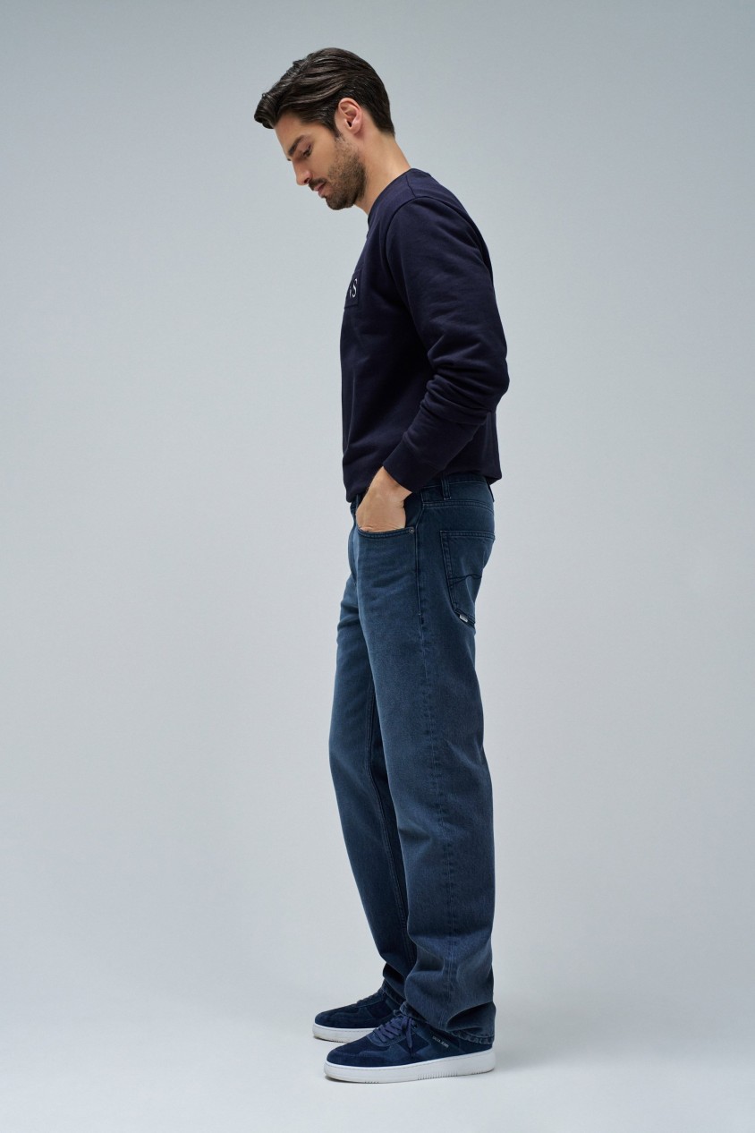 JEAN STRAIGHT FIT