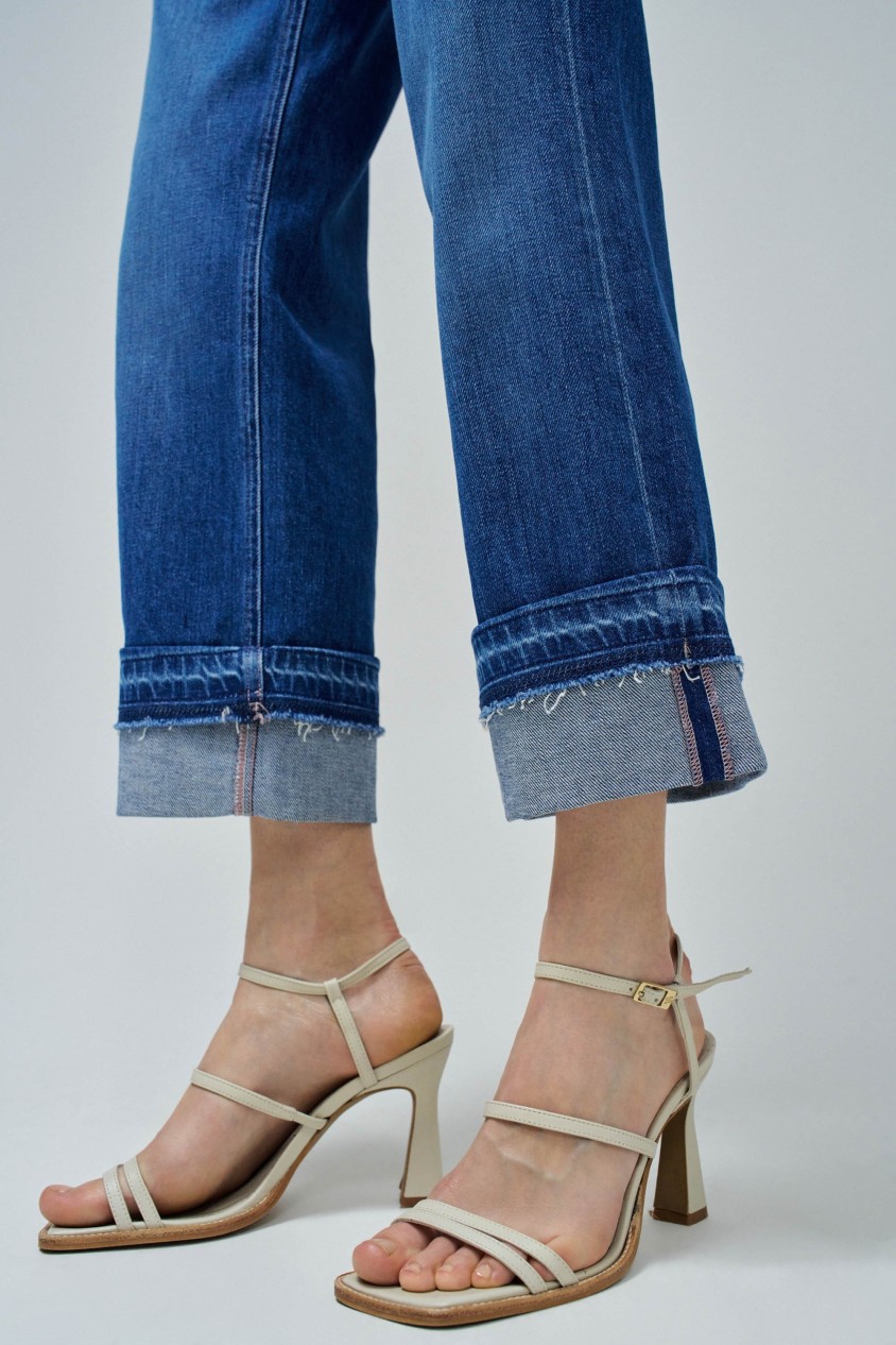 FAITH PUSH IN STRAIGHT JEANS