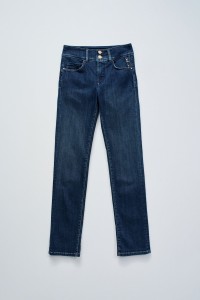 SECRET PUSH IN SLIM JEANS
