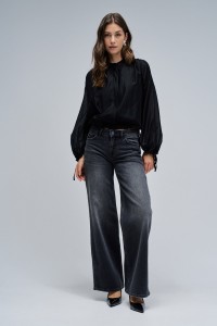 LOW RISE WIDE JEANS