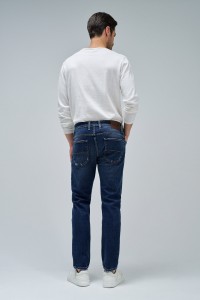 REGULAR FIT JEANS