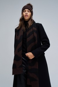 ANIMAL PRINT SCARF