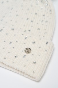 WOOLLY HAT