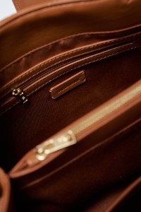 PADDED TOTE BAG LEATHER EFFECT