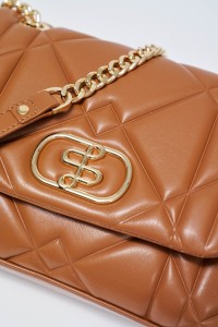 PADDED BAG LEATHER EFFECT