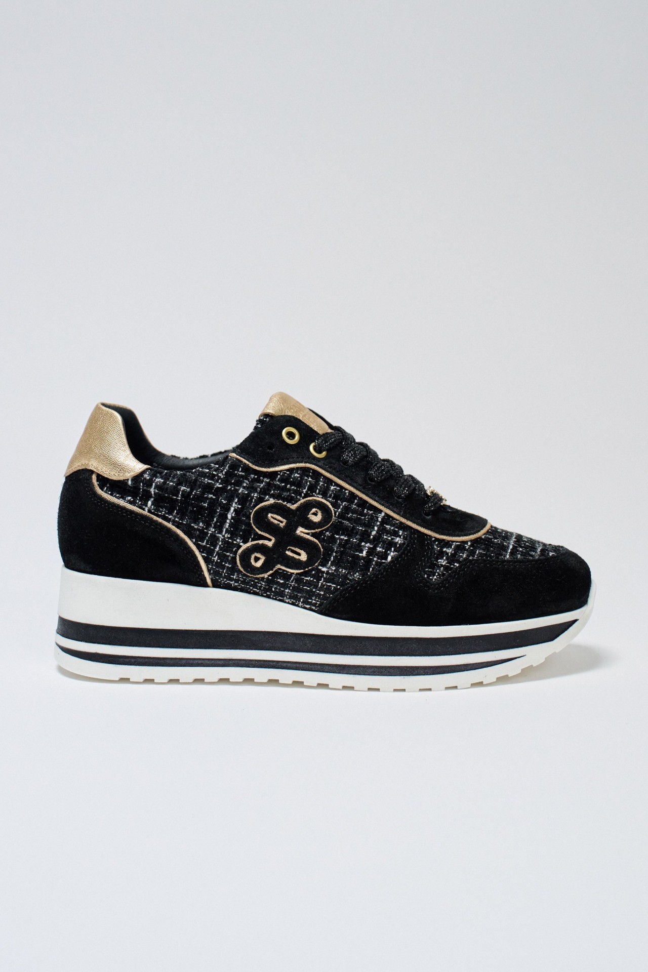 LEATHER PLATFORM TRAINERS