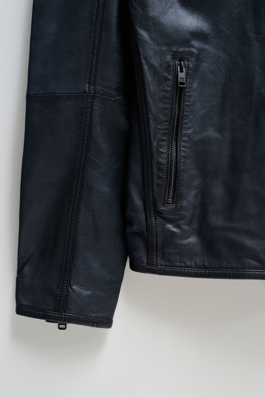 CHAQUETA DE CUERO