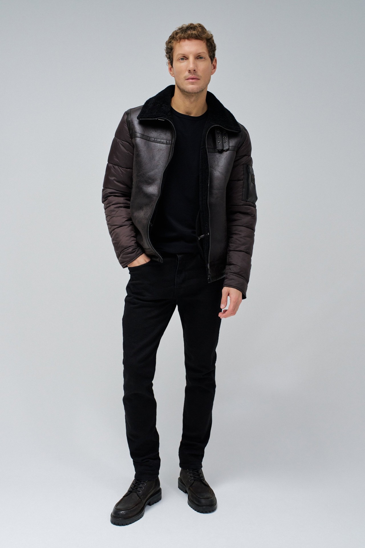 JACKE AUS SCHAFSLEDERIMITAT