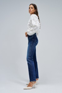DESTINY PUSH UP STRAIGHT JEANS