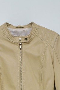 CHAQUETA DE CUERO