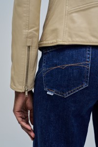 CHAQUETA DE CUERO