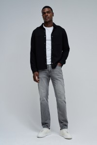 REGULAR FIT JEANS