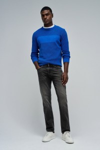 REGULAR FIT JEANS