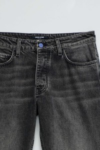 REGULAR FIT JEANS