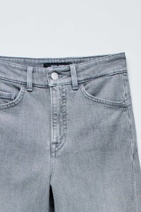 FAITH PUSH IN STRAIGHT JEANS