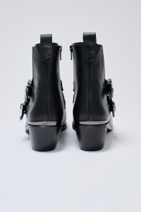 LEATHER ANKLE BOOTS