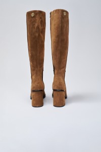 HIGH SUEDE KNEE BOOTS
