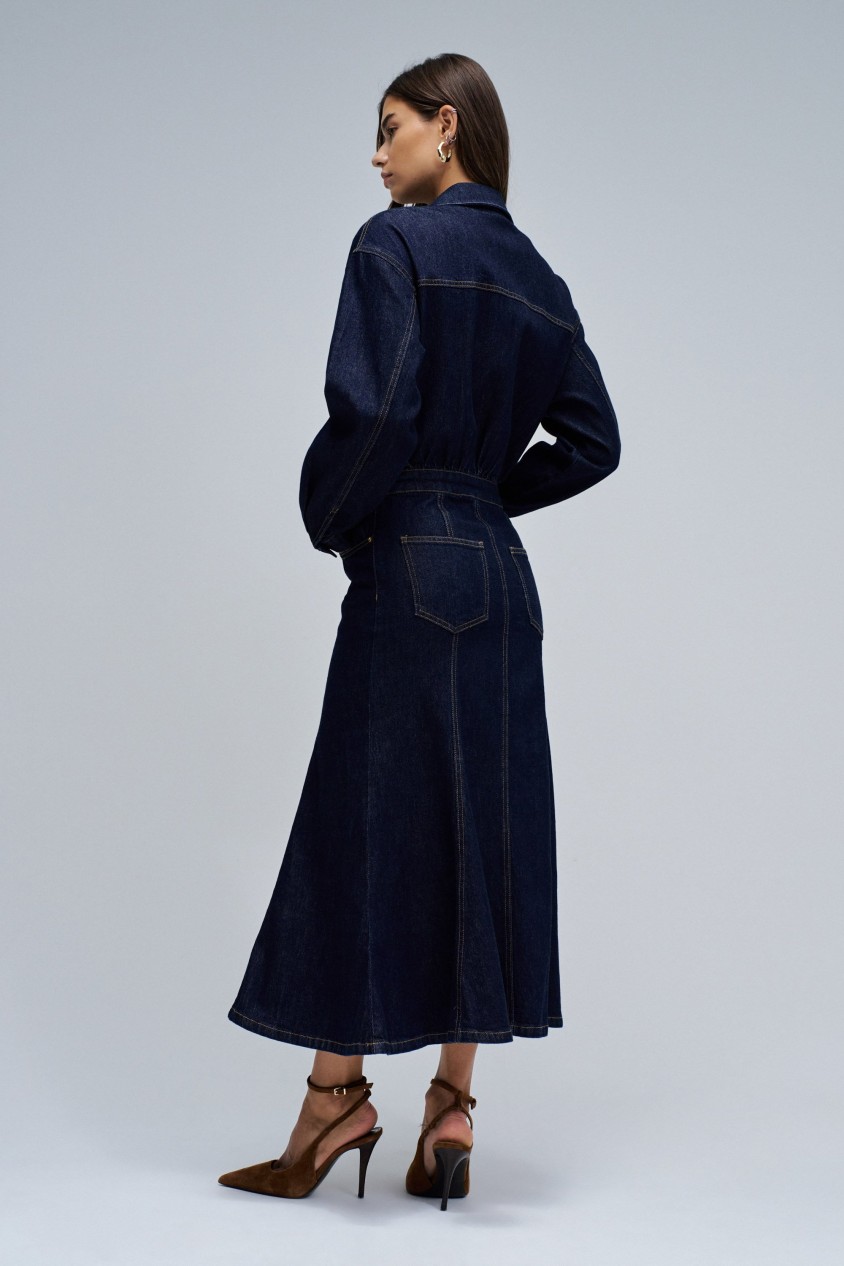 VESTIDO MIDI EM DENIM