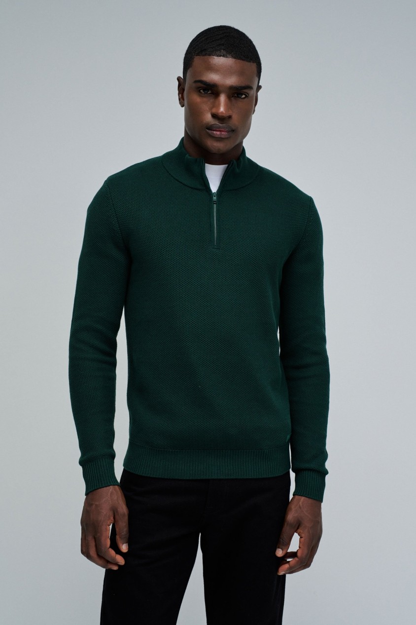 CAMISOLA DE MALHA COM MEIO FECHO